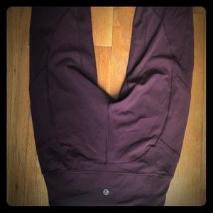 All the right places crop size 4 in Bordeaux Drama